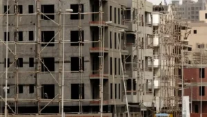 نائب الشيوخ يشرح تفاصيل القانون المنسي الذي ينظم إعلانات مصر بـ6 حلول حاسمة